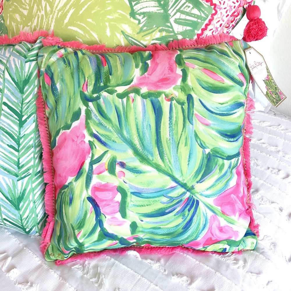 Lilly Pulitzer 3 Pc Set Pillows - Picture 7 of 8